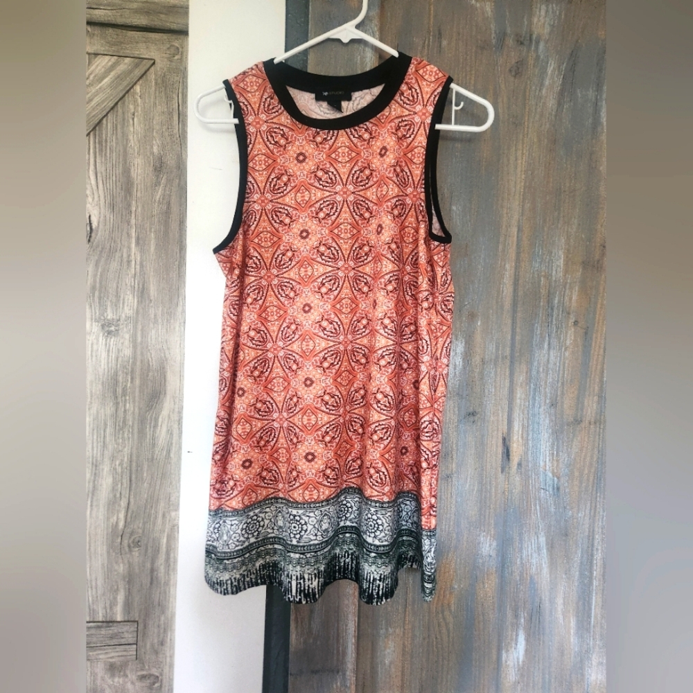 AB Studiod Sleeveless Geometric Pattern Tank Top